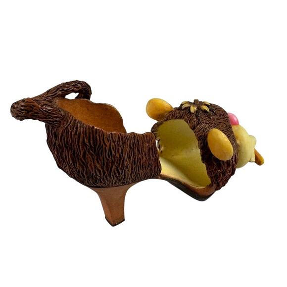 Willow Hall Shoo Shoo Figurine, Design No. 21, “Ooo Ooo” Monkey with Banana - Picture 4 of 9